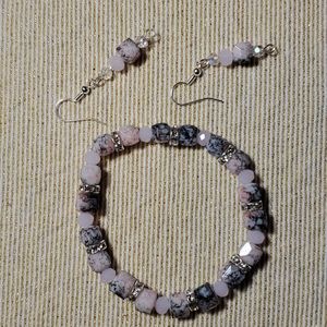 Handmade stretch bracelet and earrings